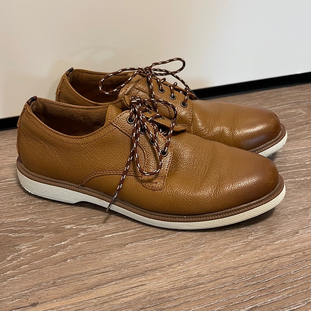 Florsheim Supacush Boys Plain Toe Oxford Dress Shoe- size 5.5, Cognac Brown